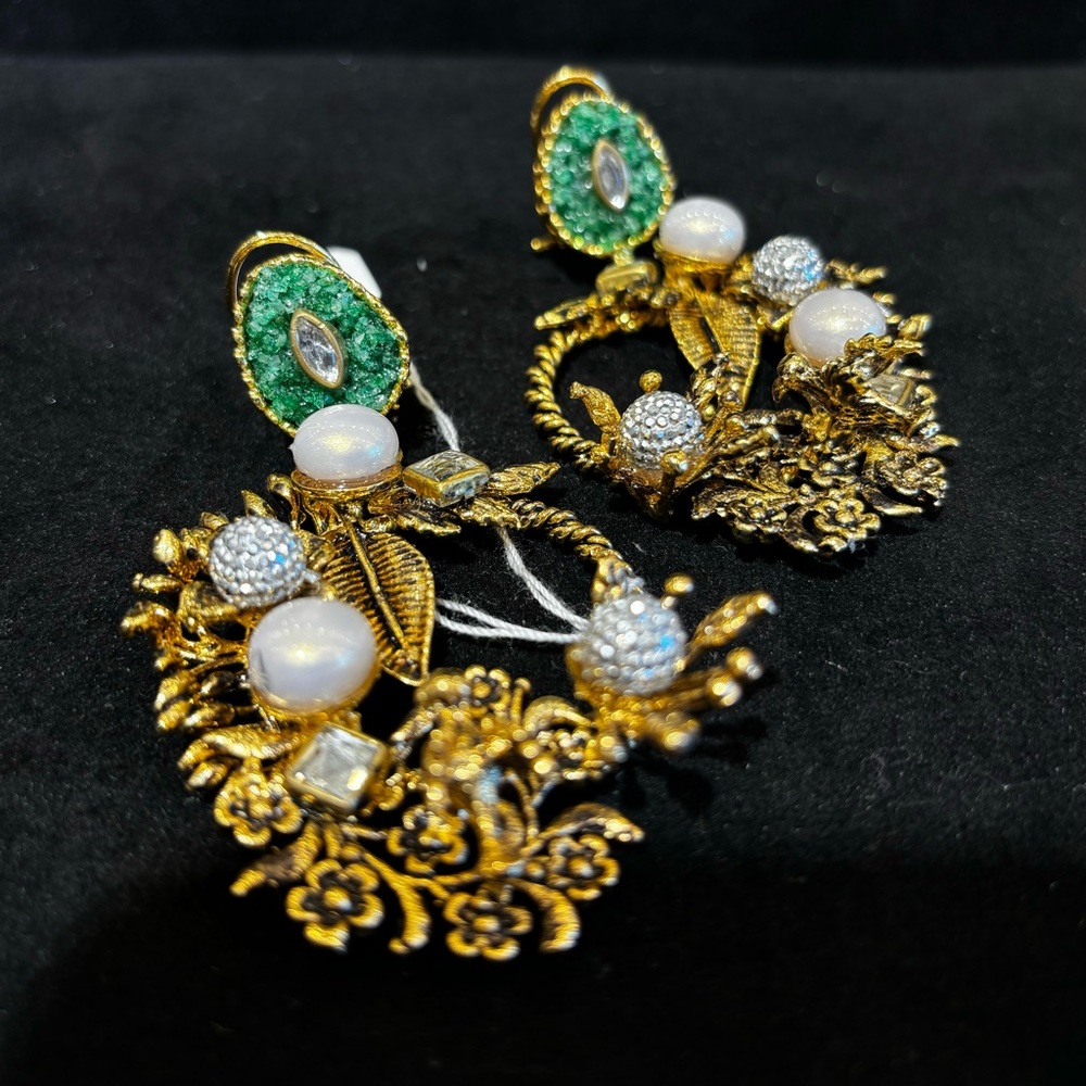 Handcrafted crush stones earrings, pakistani earrings, Indian earrings, jewelry